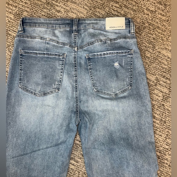 Kendall & Kylie The Contour High Rise Jeans, Size 13/31 - Picture 4 of 5